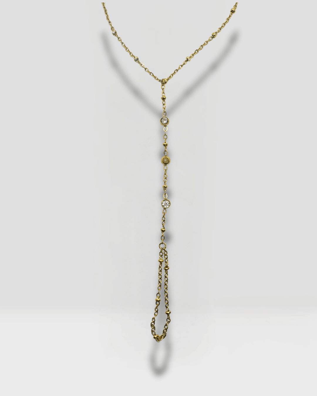 CHAINE DE MAIN - NAÏA