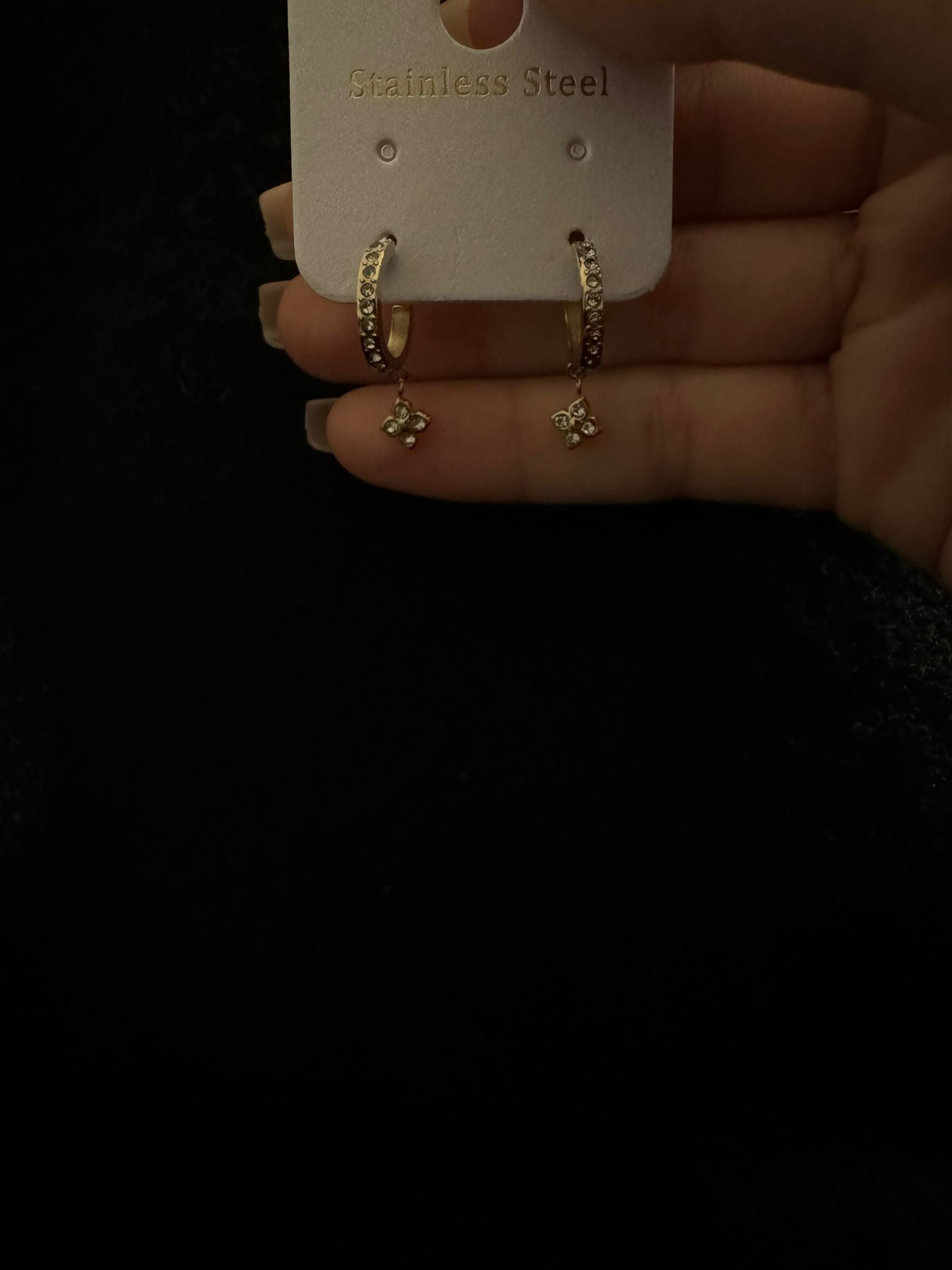 BOUCLES D'OREILLES A